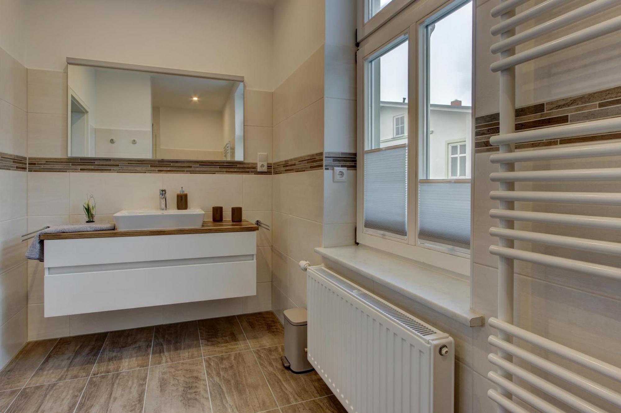 Villa Fernsicht - Wohnung Nr 1 - Mit Meerblick ザスニッツ エクステリア 写真