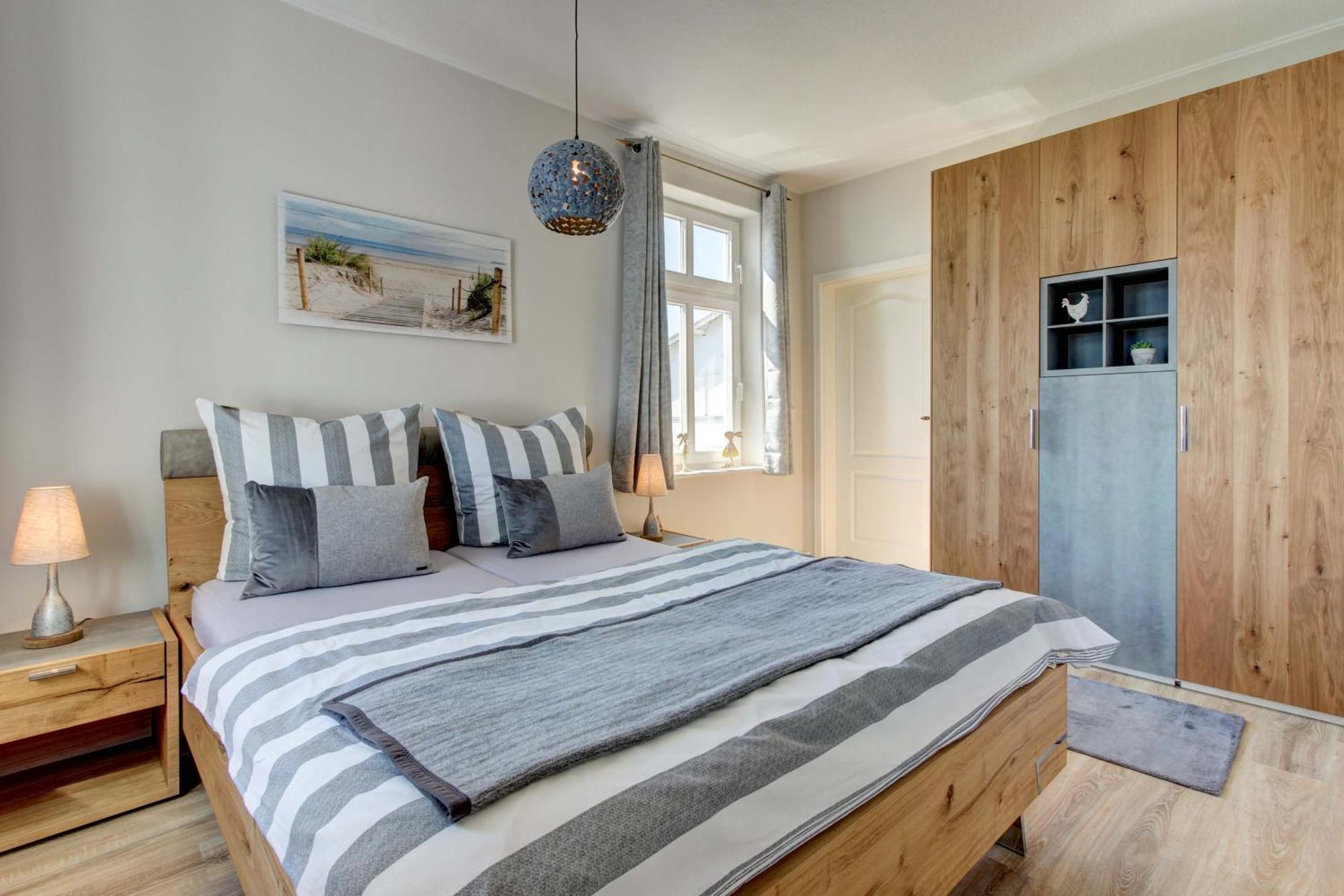 Villa Fernsicht - Wohnung Nr 1 - Mit Meerblick ザスニッツ エクステリア 写真